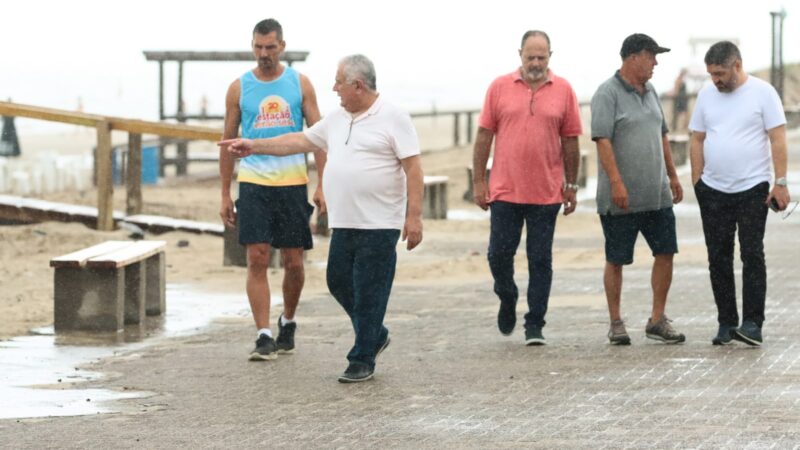 Prefeito em exercício realiza visitas em Atlântida Sul 