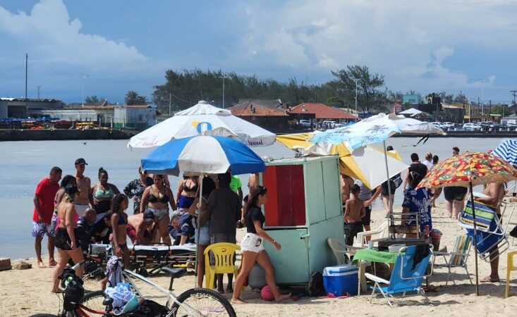 Banhista é socorrido, após se afogar no Rio Tramandaí 