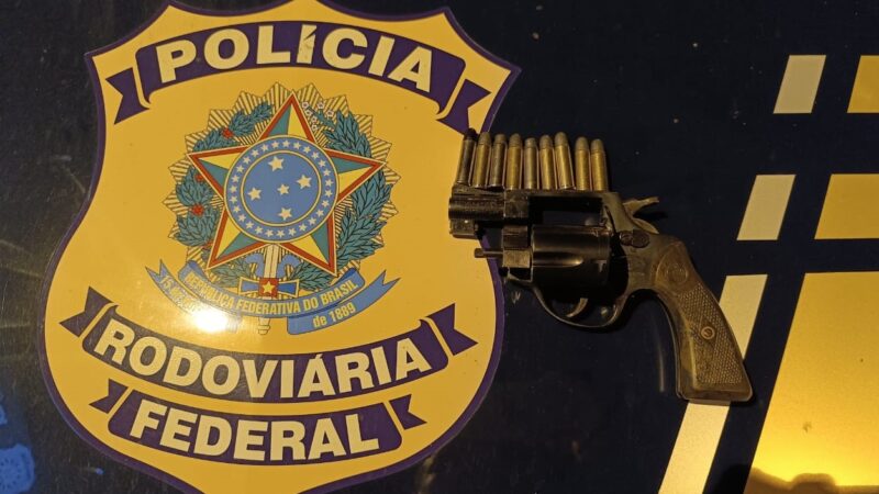 PRF prende homem por porte ilegal de arma de fogo na Freeway em Santo Antônio da Patrulha 