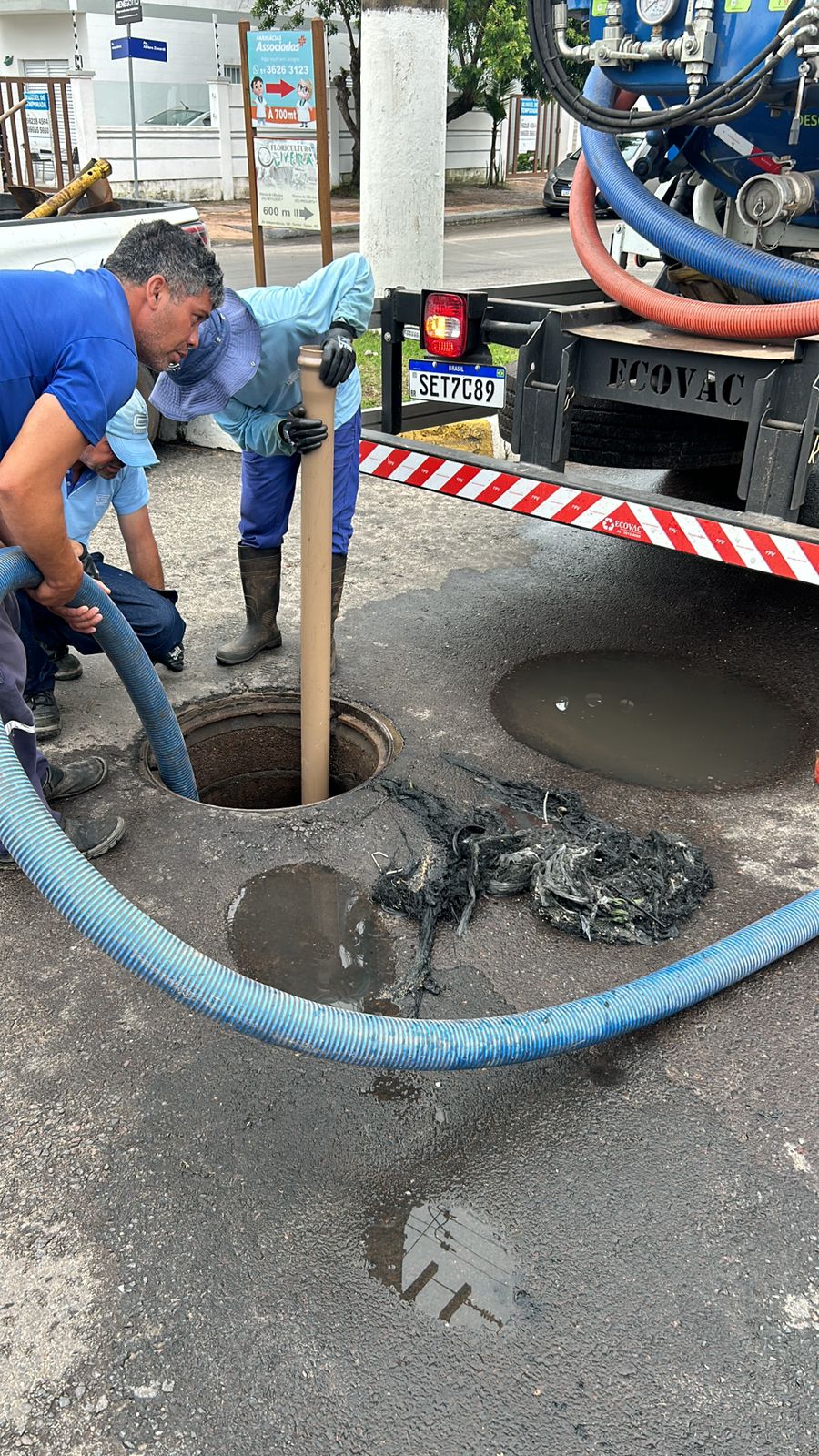 Corsan conclui obra de extensão de rede de esgoto cloacal e realiza hidrojateamento em poços de visita em Torres 