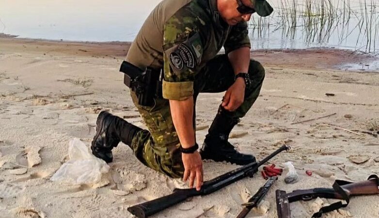 1° Batalhão Ambiental apreende duas armas longas ao realizar prisão em flagrante em Palmares do Sul 
