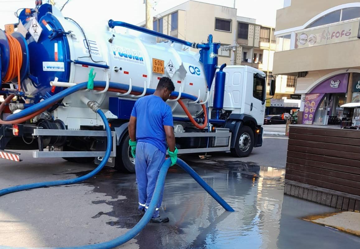 Capão da Canoa: Corsan alerta sobre mau uso da rede de esgoto e extravasamentos por obstrução  