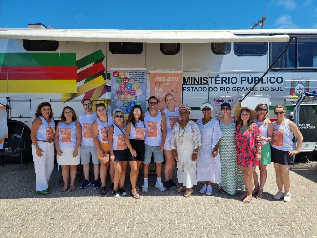 CAPÃO DA CANOA: AÇÃO MP NA PRAIA 2024 PROMOVE CONSCIENTIZAÇÃO DOS CIDADÃOS E DEBATE SOBRE INTOLERÂNCIA RELIGIOSA 