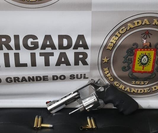 Homem é preso por porte ilegal de arma em Santo Antônio da Patrulha