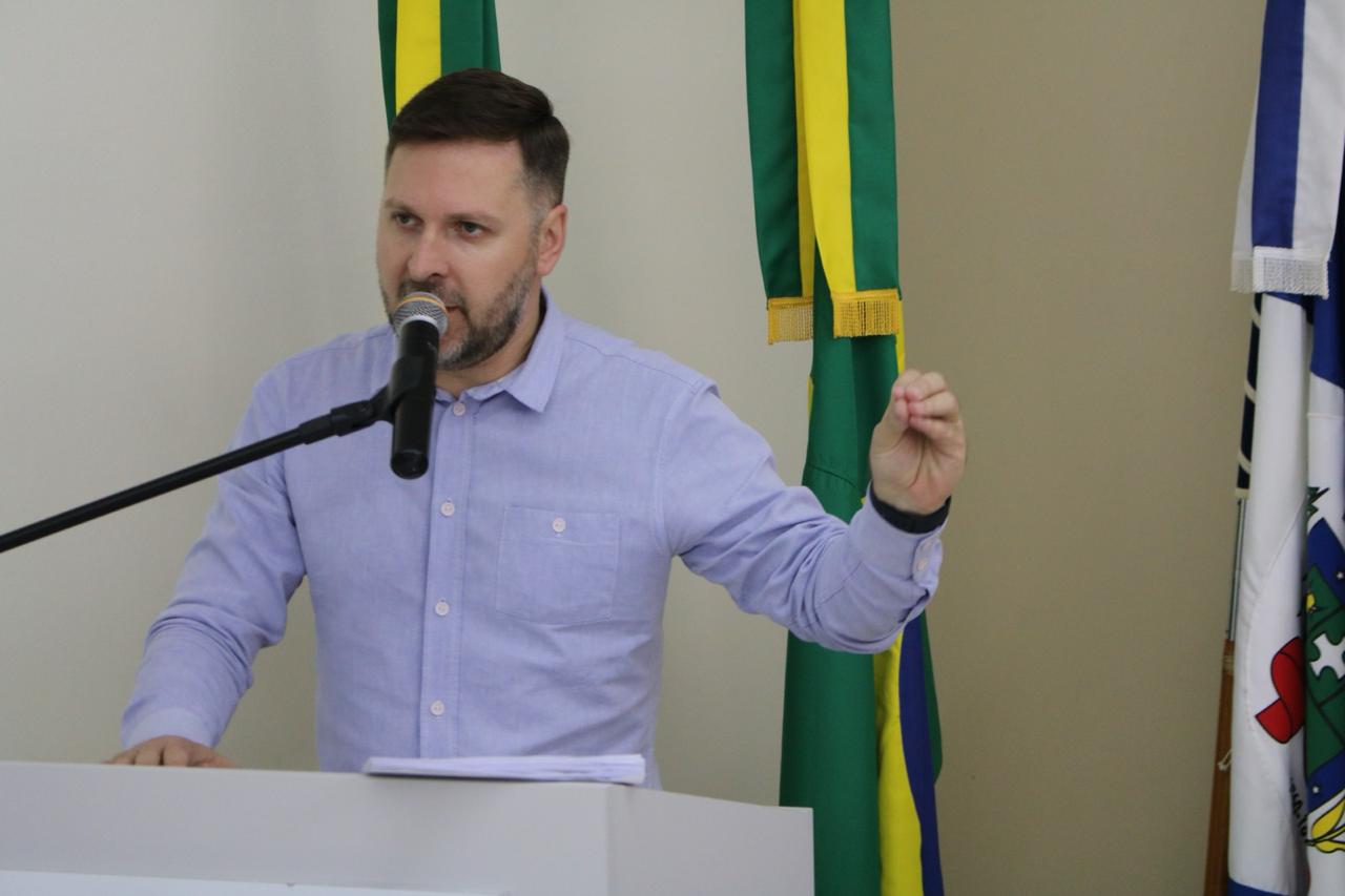 Vereador Gabriel apresenta o programa “Primeiro Emprego” em Santo Antônio da Patrulha