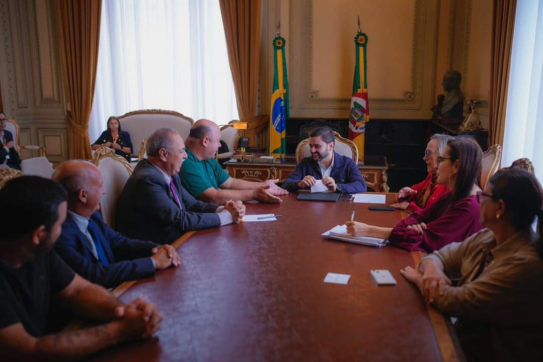 Prefeitos de Tramandaí e Imbé participam de reunião em Porto Alegre para tratar da rescisão do contrato com a fundação que gere o Hospital Tramandaí  