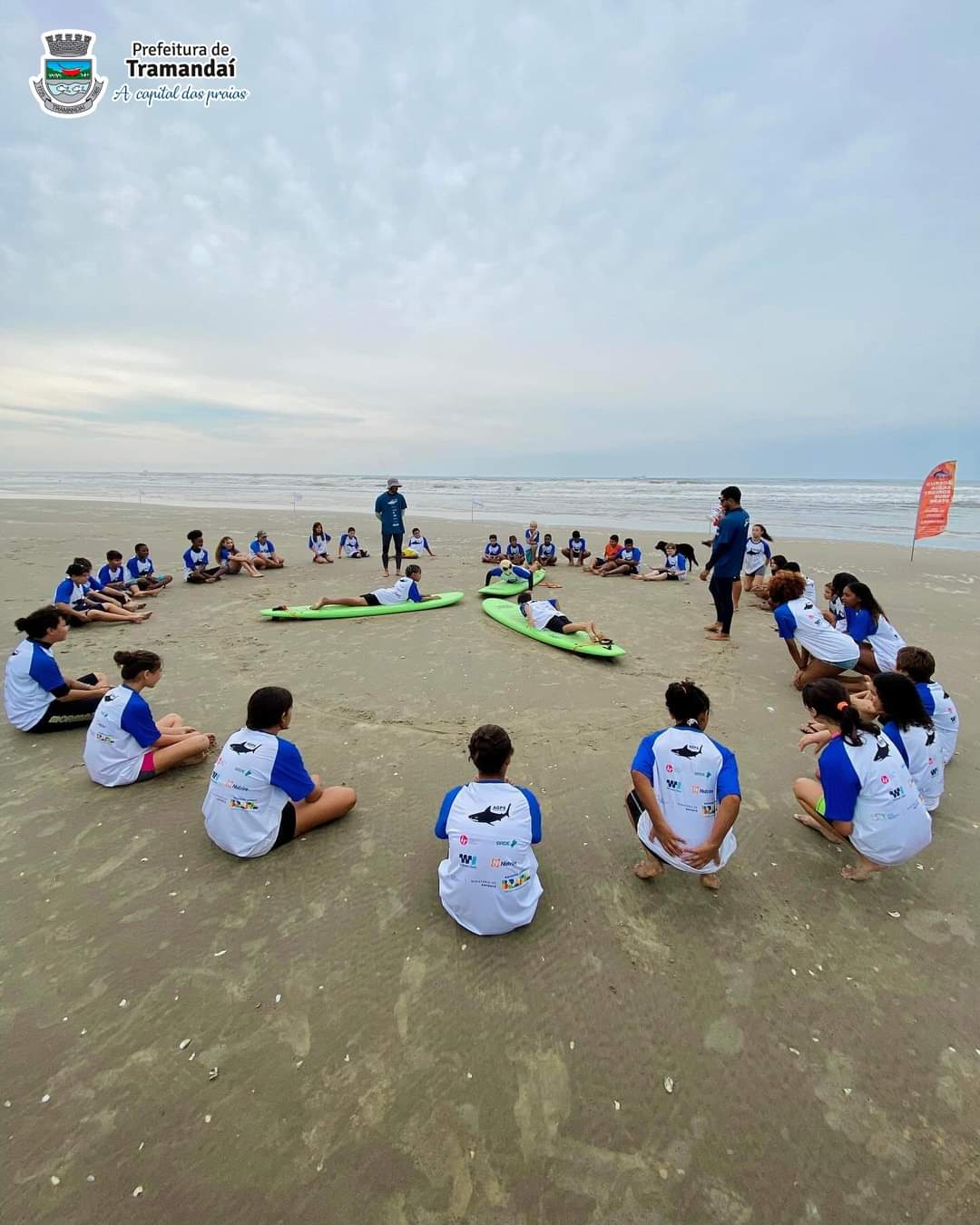 Alunos de Tramandaí participam do Projeto Resgate do Surf no Sul  