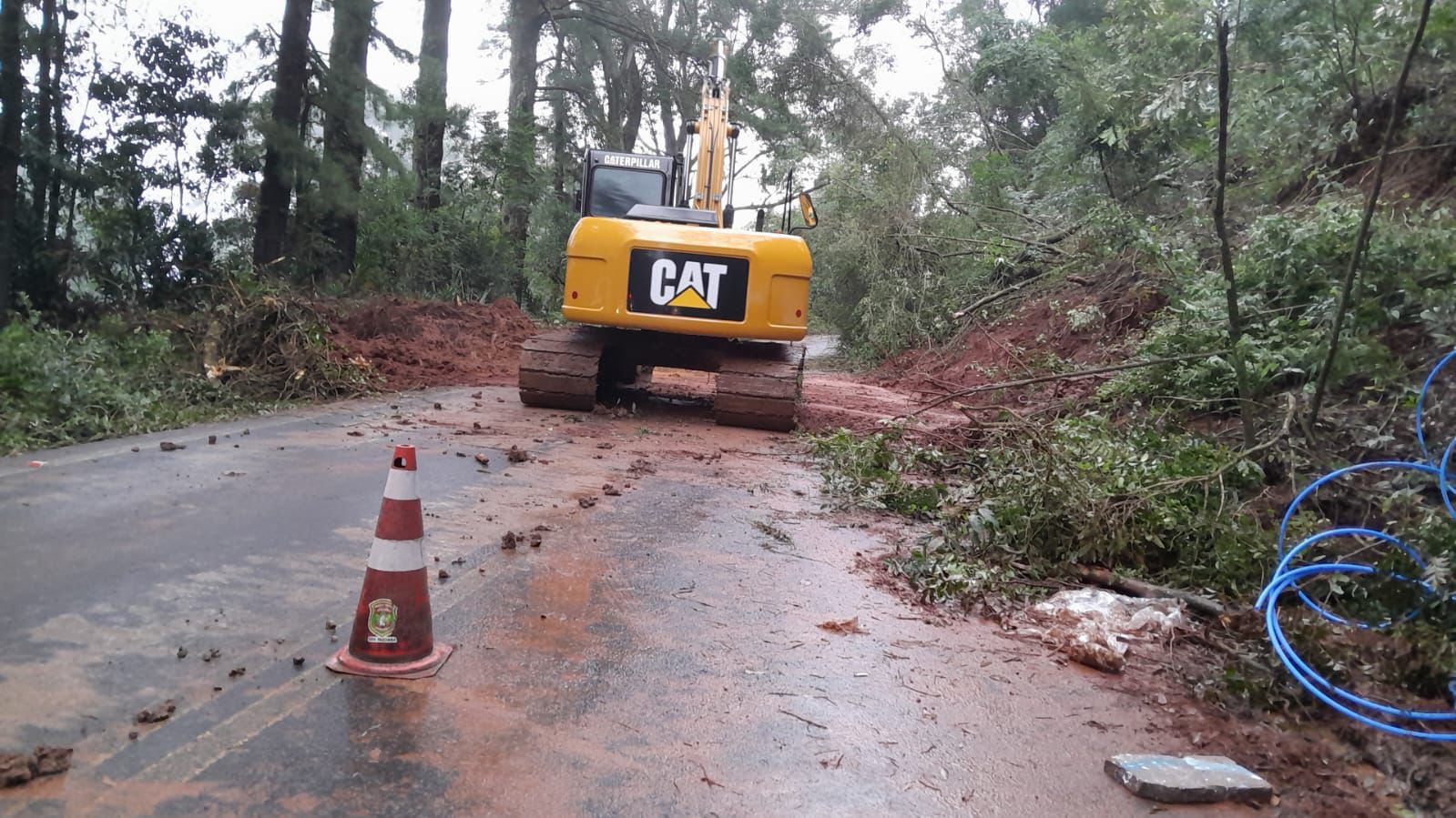 EGR conclui remoção de barreira na ERS-020 e restabelece acesso à região das Hortênsias