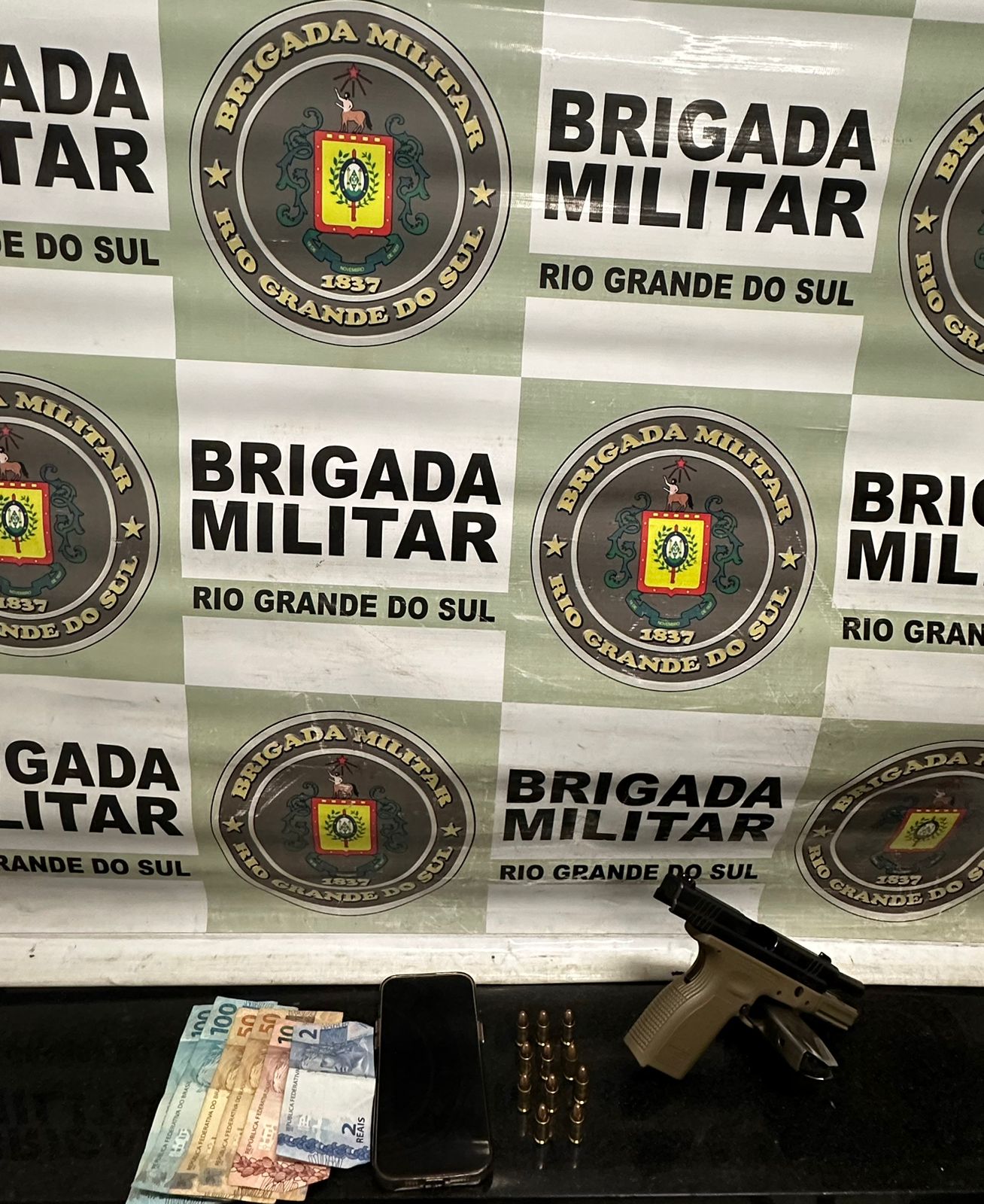 BM prende homem com arma de fogo em Xangri-Lá