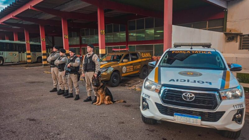 BM realiza Operação Boas-vindas na rodoviária de Osório e cães de faro localizam droga em bagagem