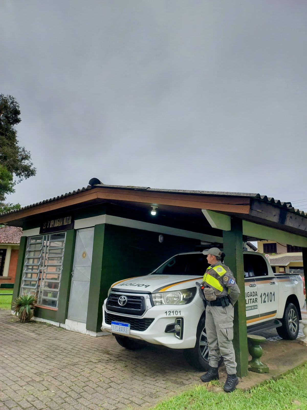 BM prende homem que furtou casaco de loja em Osório