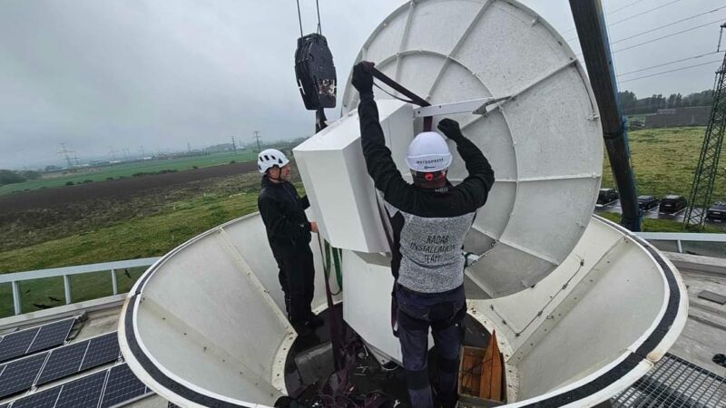 Equipamento do radar meteorológico chega ao Brasil