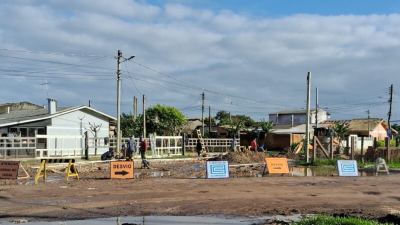 IMBÉ: Instalação de rede de esgoto doméstico no bairro Nova Nordeste fica pronta em outubro