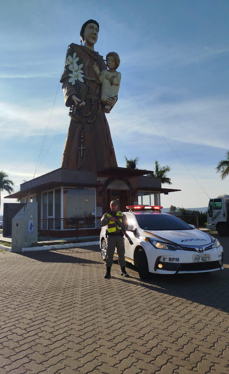 BM prende foragido suspeito de roubar estabelecimento em Santo Antônio da Patrulha