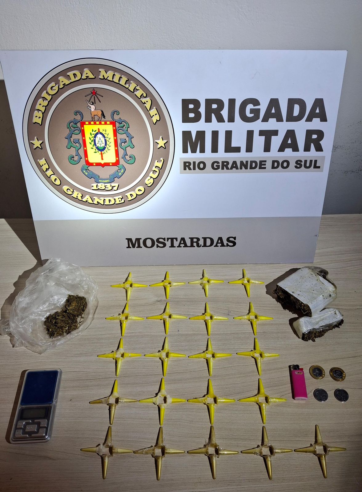 BM prende homem com mais de 80 pinos de cocaína em Mostardas