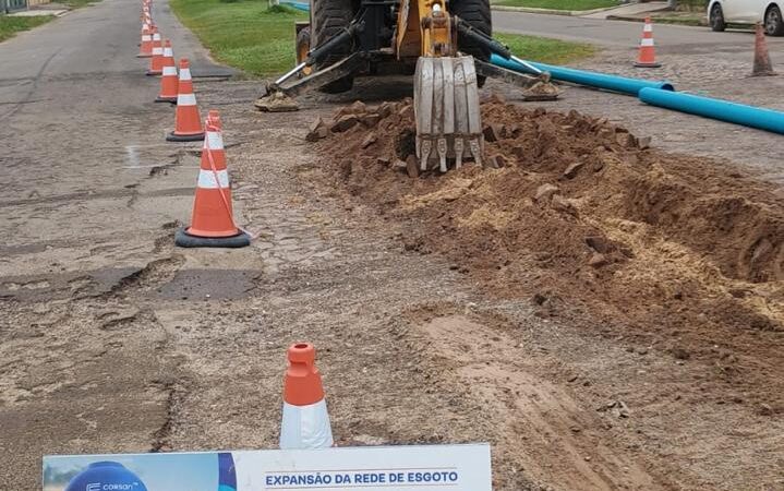 Etapa da ampliação da rede de esgoto no bairro Zona Nova será finalizada esta semana em Tramandaí