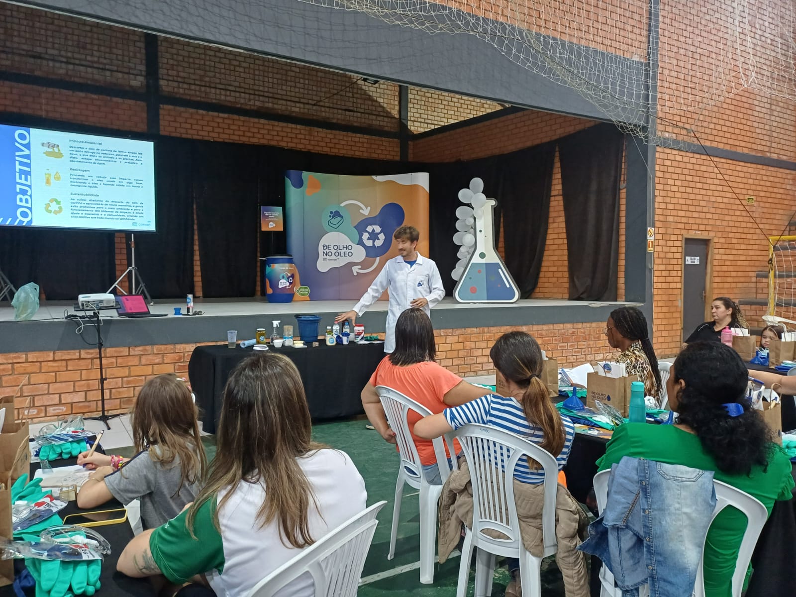 Corsan leva educação ambiental sobre Óleo de Cozinha para Escolas do Litoral Norte