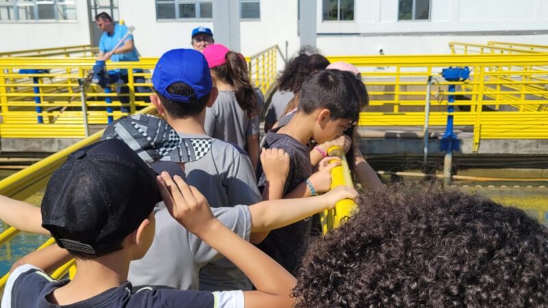 Programa Portas Abertas da Corsan mostra etapas do tratamento da água a estudantes do Litoral Norte