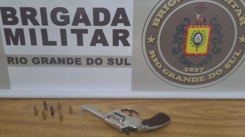 Brigada Militar prende homem por porte ilegal de arma de fogo em Capivari do Sul