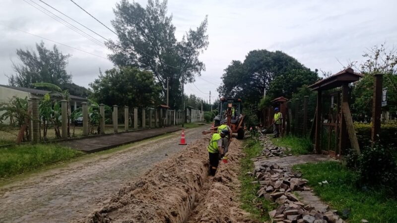 Balneário Pinhal: Moradores dos bairros Pinhal Sul e Pinhal Nobre já podem interligar os imóveis à rede de água da Corsan