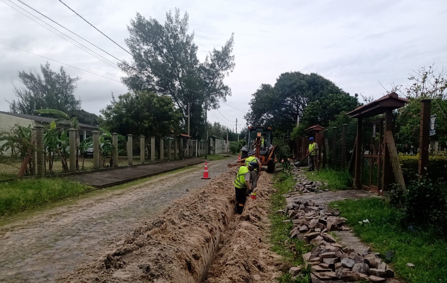 Balneário Pinhal: Moradores dos bairros Pinhal Sul e Pinhal Nobre já podem interligar os imóveis à rede de água da Corsan