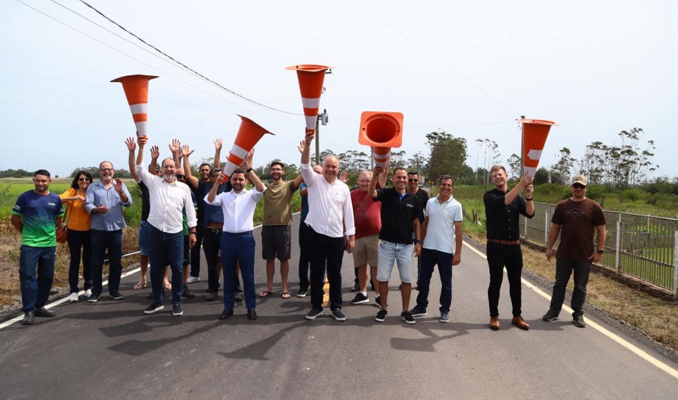 OSÓRIO: INAUGURADA PAVIMENTAÇÃO DA ESTRADA OS-010, NO PALMITAL