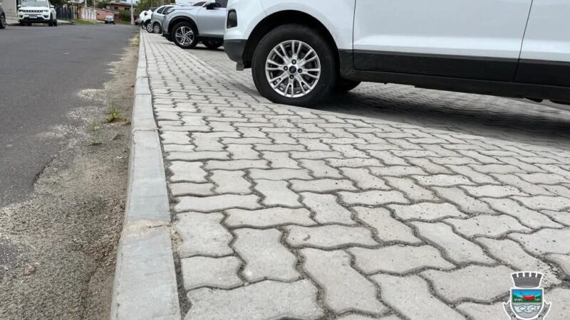 Prefeitura promove a construção de novos estacionamentos em PAVS