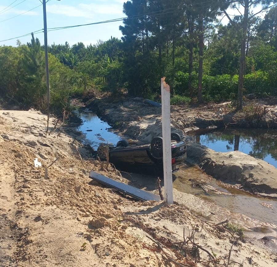 Capotamento na Estrada do Mar em Osório levanta alerta sobre sinalização em trecho com obras