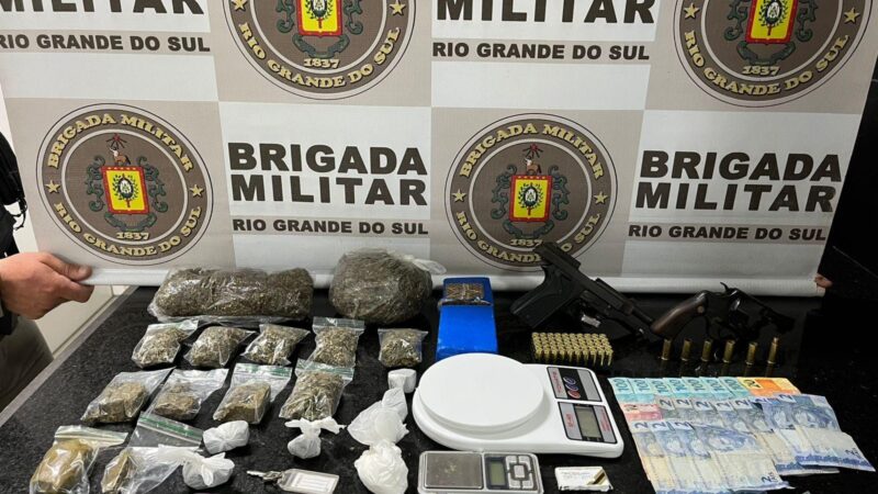 BM prende três pessoas com armas e quase um quilo de maconha Tramandaí