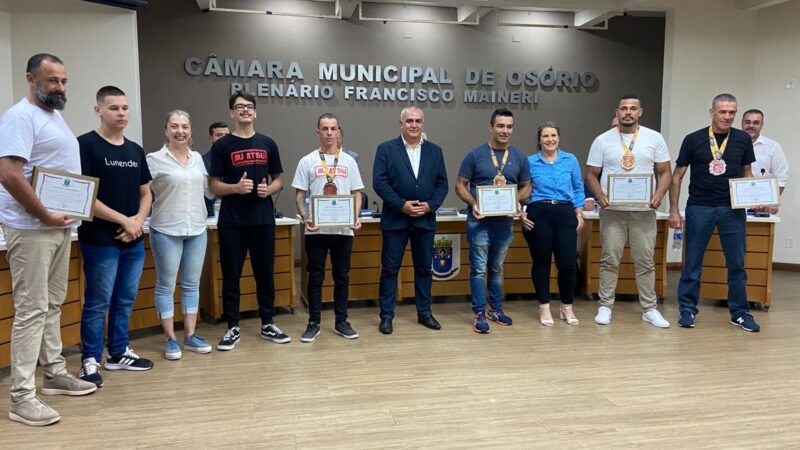 Equipe de Osório é homenageada após brilhar em campeonato mundial de Jiu-Jitsu em São Paulo