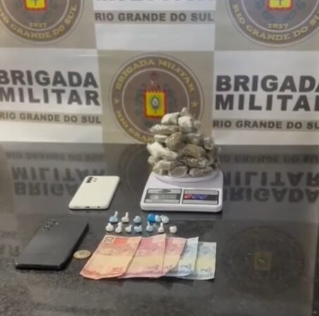 Brigada Militar prende dupla por tráfico de drogas em Tramandaí