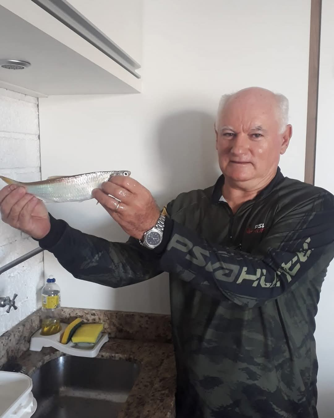 Uma sardinha lendária na pesca tradicional de Tramandaí