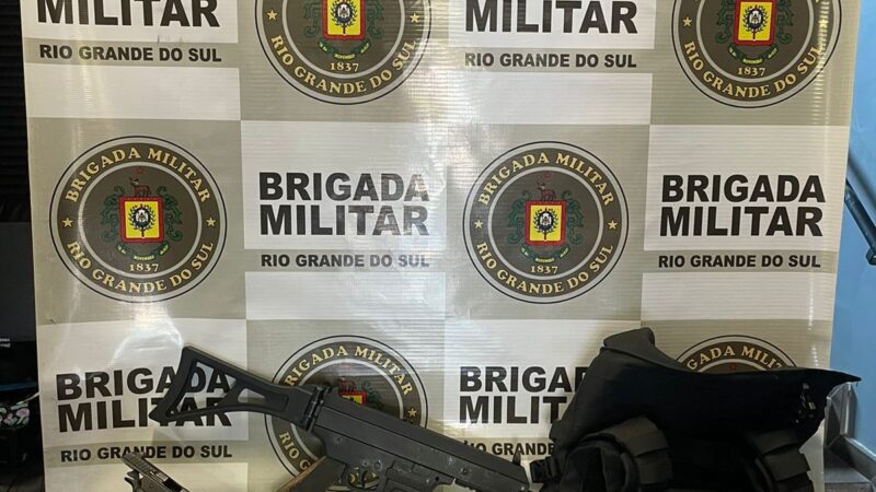 Brigada Militar desarticula grupo armado e apreende arsenal em Capão da Canoa