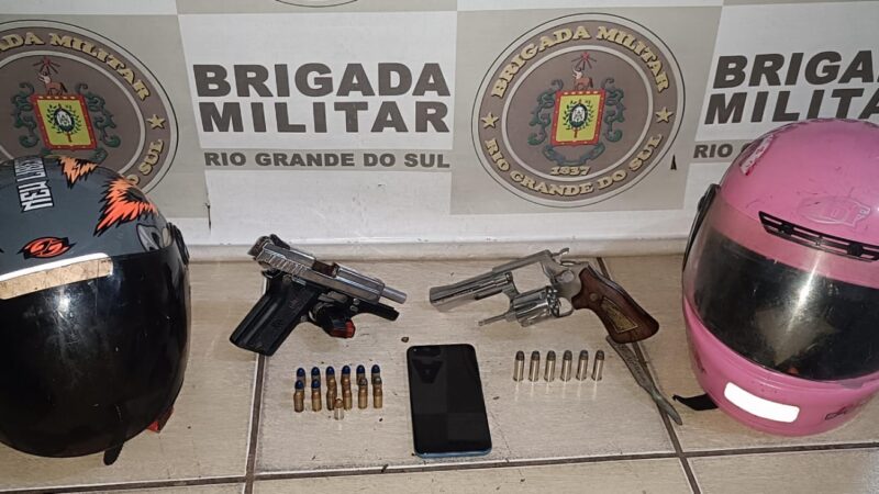 Dois homens são presos por porte ilegal de arma de fogo em Santo Antônio da Patrulha