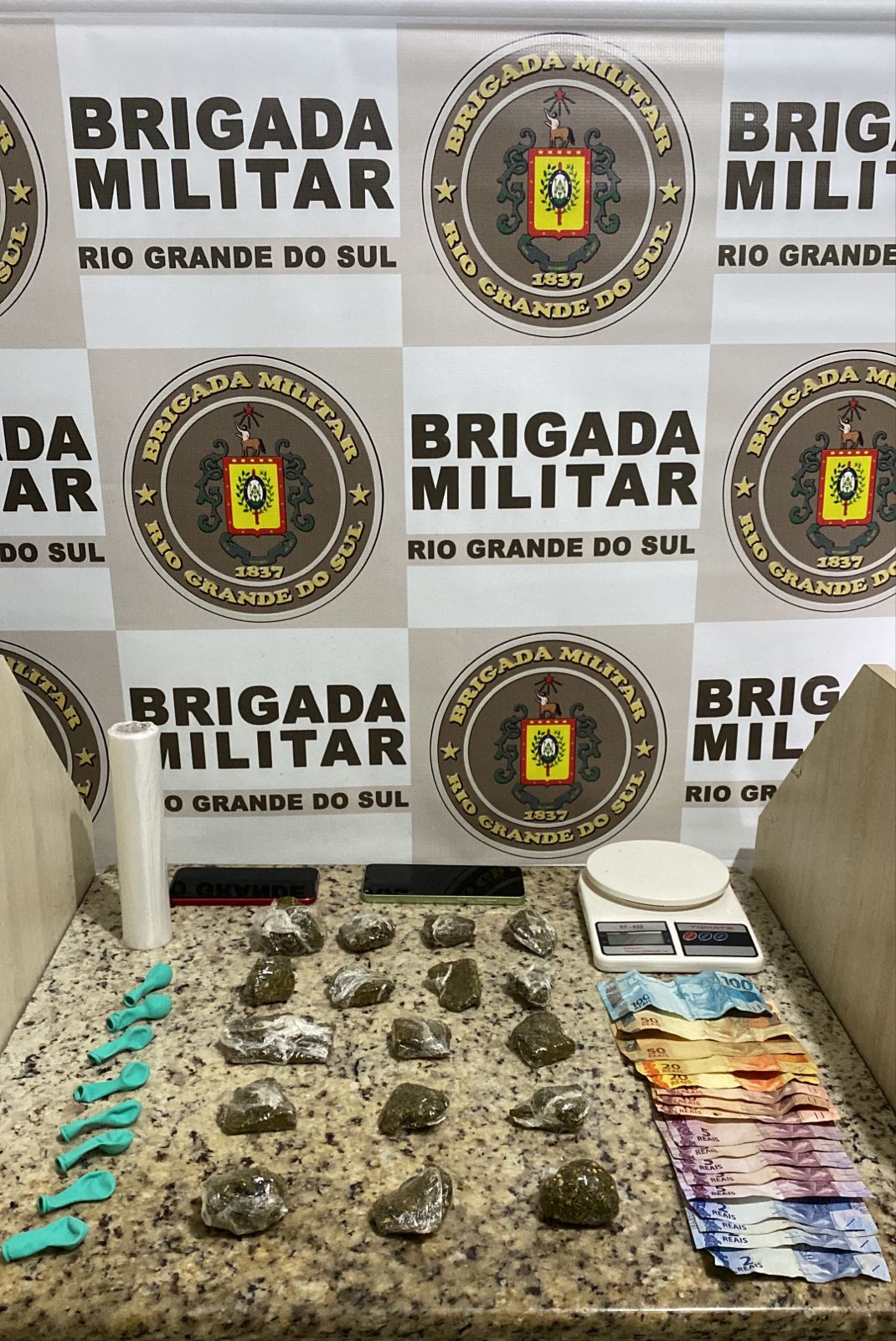 Brigada Militar prende homem por tráfico de drogas em Santo Antônio da Patrulha