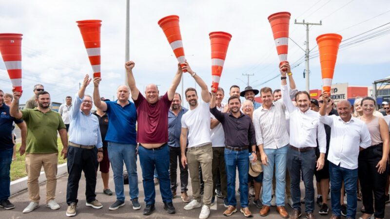 Governador entrega duplicação de trecho da avenida Paraguassu, em Imbé, antiga reivindicação de veranistas e moradores