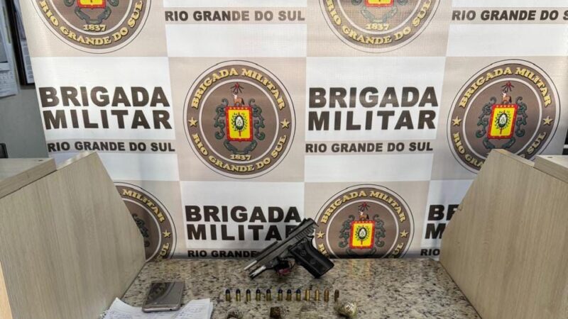 BM prende homem e apreende adolescente por porte ilegal de arma, tráfico de drogas e corrupção de menor em Santo Antônio da Patrulha