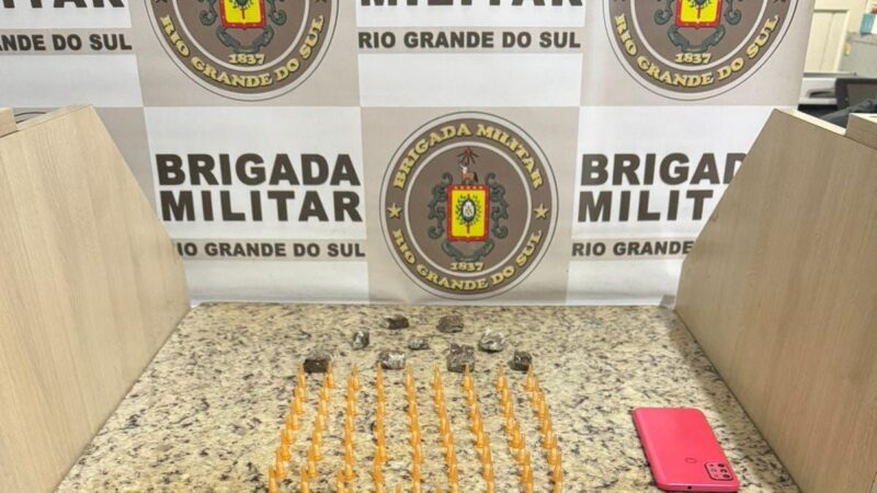 BM apreende drogas e prende homem por tráfico em Caraá