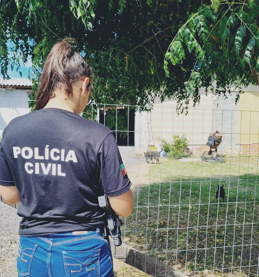 POLÍCIA CIVIL FISCALIZA LOCAIS DE MAUS TRATOS CONTRA ANIMAIS DOMÉSTICOS EM OSÓRIO