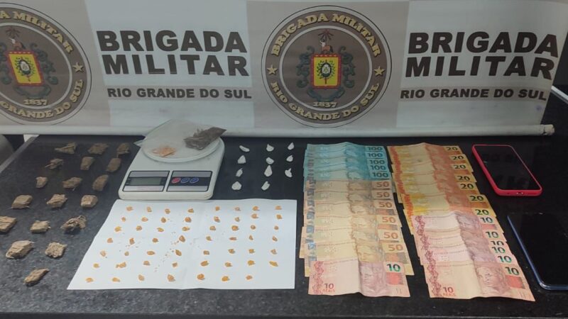 BM prende trio com mais de 100 porções de drogas em Capivari do Sul