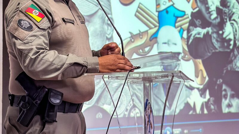 8º BPM entrega comendas e diplomas em cerimônia alusiva ao seu aniversário