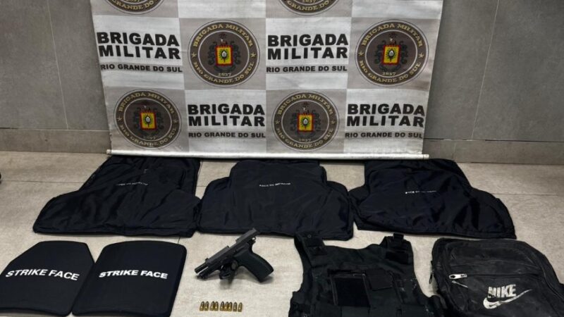 Homem é preso com arma e coletes balísticos em Capão da Canoa