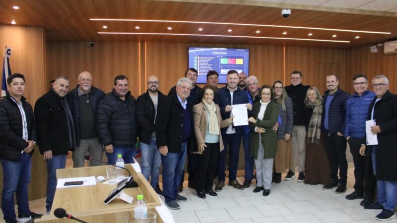 Câmara aprova projeto que reconhece a Festa de Santo Antônio e do Divino Espírito Santo como patrimônio cultural imaterial do Município