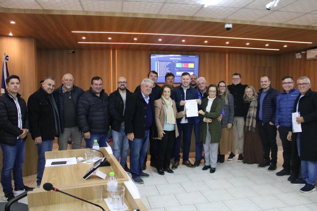 Câmara aprova projeto que reconhece a Festa de Santo Antônio e do Divino Espírito Santo como patrimônio cultural imaterial do Município