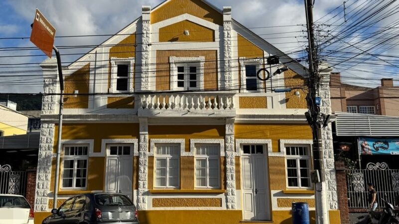 Biblioteca Pública Fernandes Bastos festeja 82 anos com programação cultural diversificada em Osório