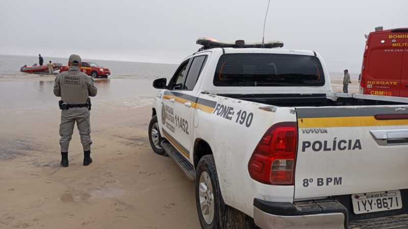 Pescador é resgatado com vida após mais de 20 horas à deriva na Lagoa dos Patos