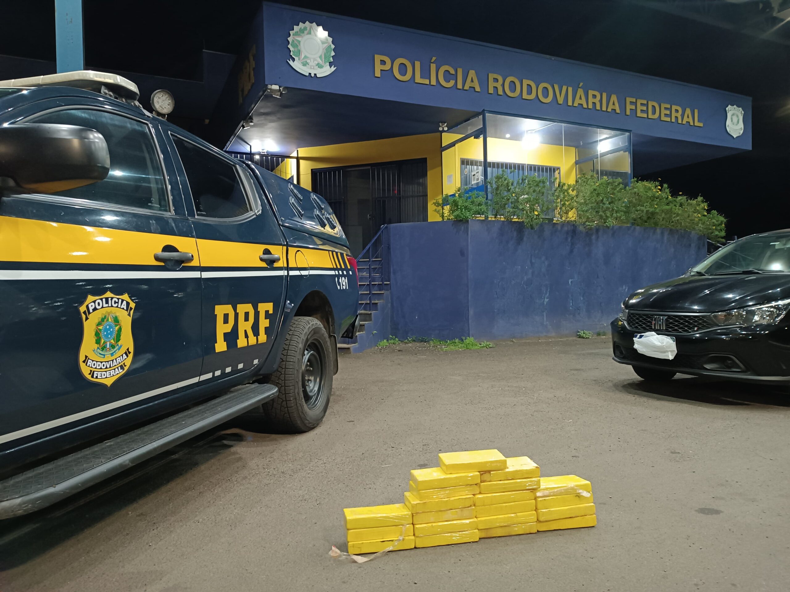 PRF prende homem com 21 quilos de cocaína em Osório