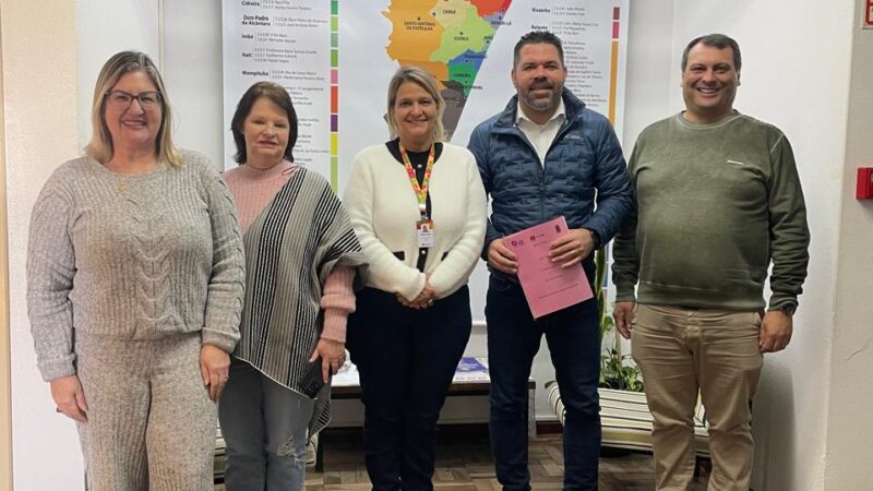 Reunião define a volta do Fórum Internacional de Educação de Osório para 2026