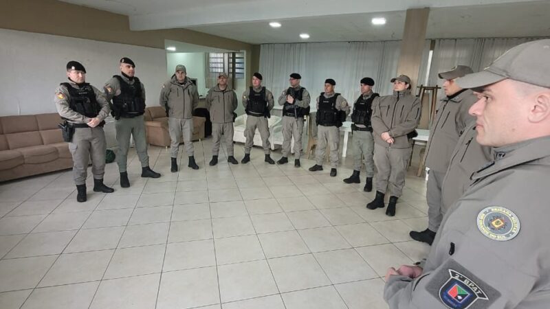 Operação Plano Tático resulta em prisões por tráfico e porte ilegal de arma de fogo