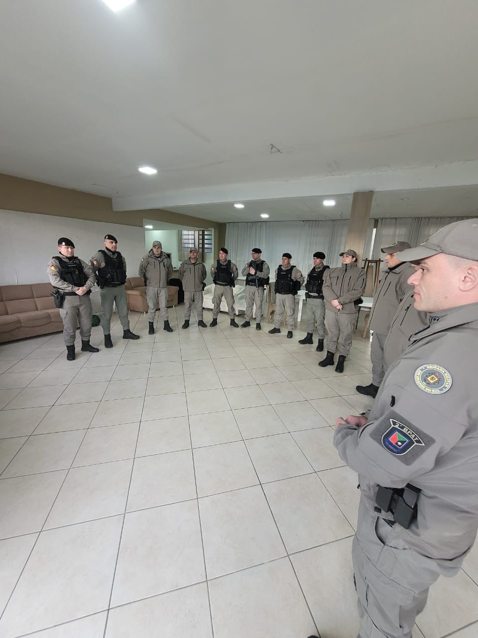 Operação Plano Tático resulta em prisões por tráfico e porte ilegal de arma de fogo